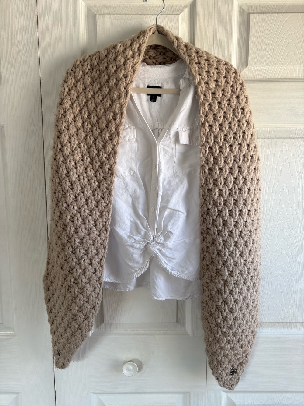 Anthropologie Pick-A-Pom Chunky Knit Scarf‎ Base Tan Beige Warm Comfy Academia